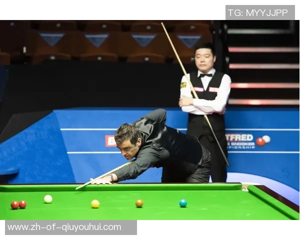 特鲁姆普用回旧球杆！赛后大赞袋口紧晋级16强，竞赛中被球迷搅扰